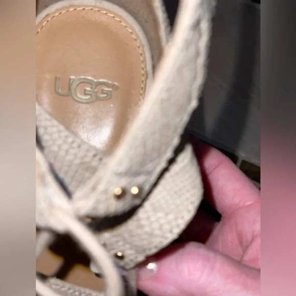 UGG Australia Women's Yasmin Snake caged Wedge | Horchata size 8 - Picture 16 of 16